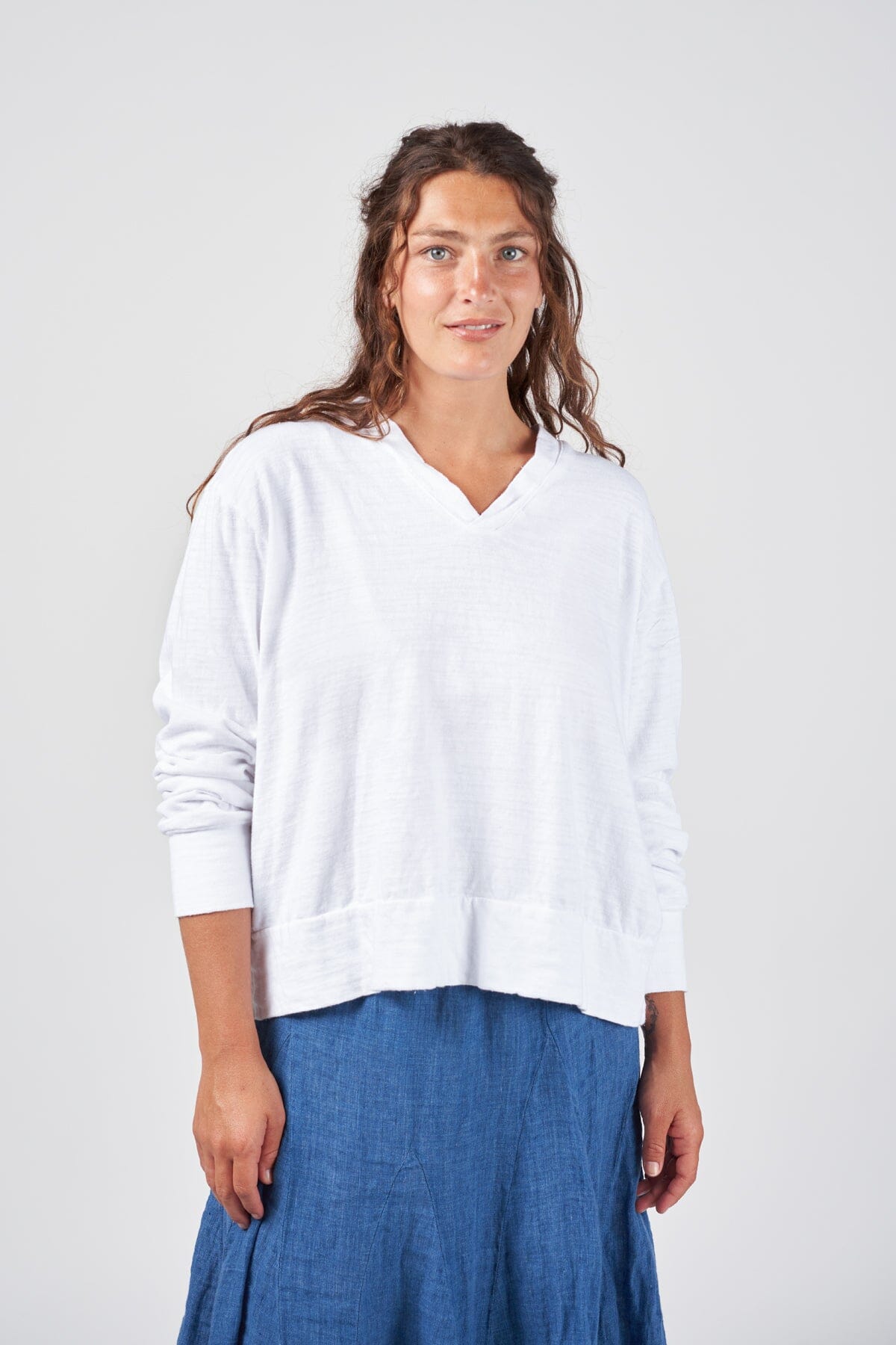 V-Neck Sweatshirt A90 - Knits CP Shades white 262k